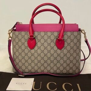 AUTHENTIC Gucci GG Supreme Tote